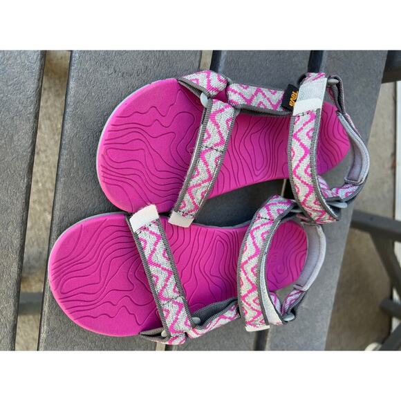 Teva Hurricane 3 active waterproof sandals, girls size 2 - Picture 2 of 8